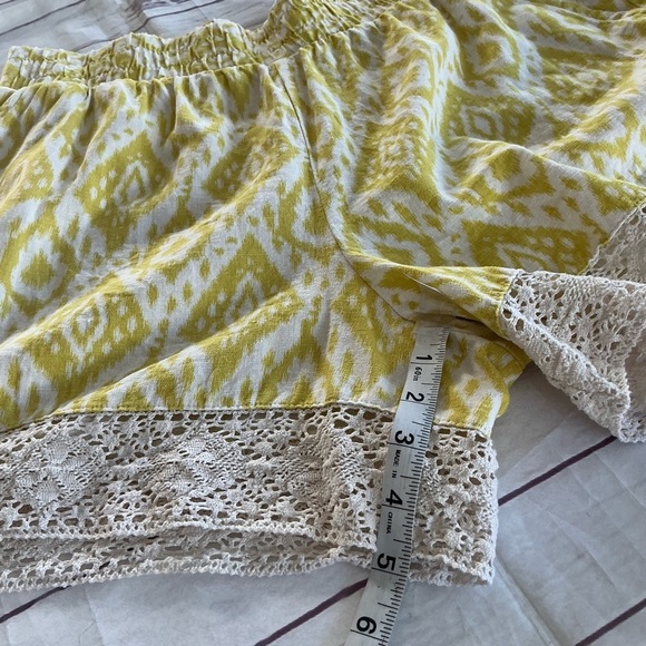 Calligraphie Yellow and White Boho Top & Shorts Set - Picture 10 of 12